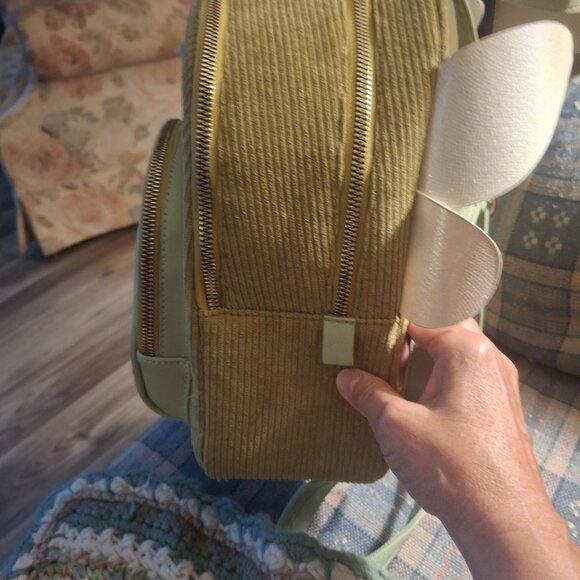 Disney Bioworld Tinkerbell Backpack - Picture 2 of 6